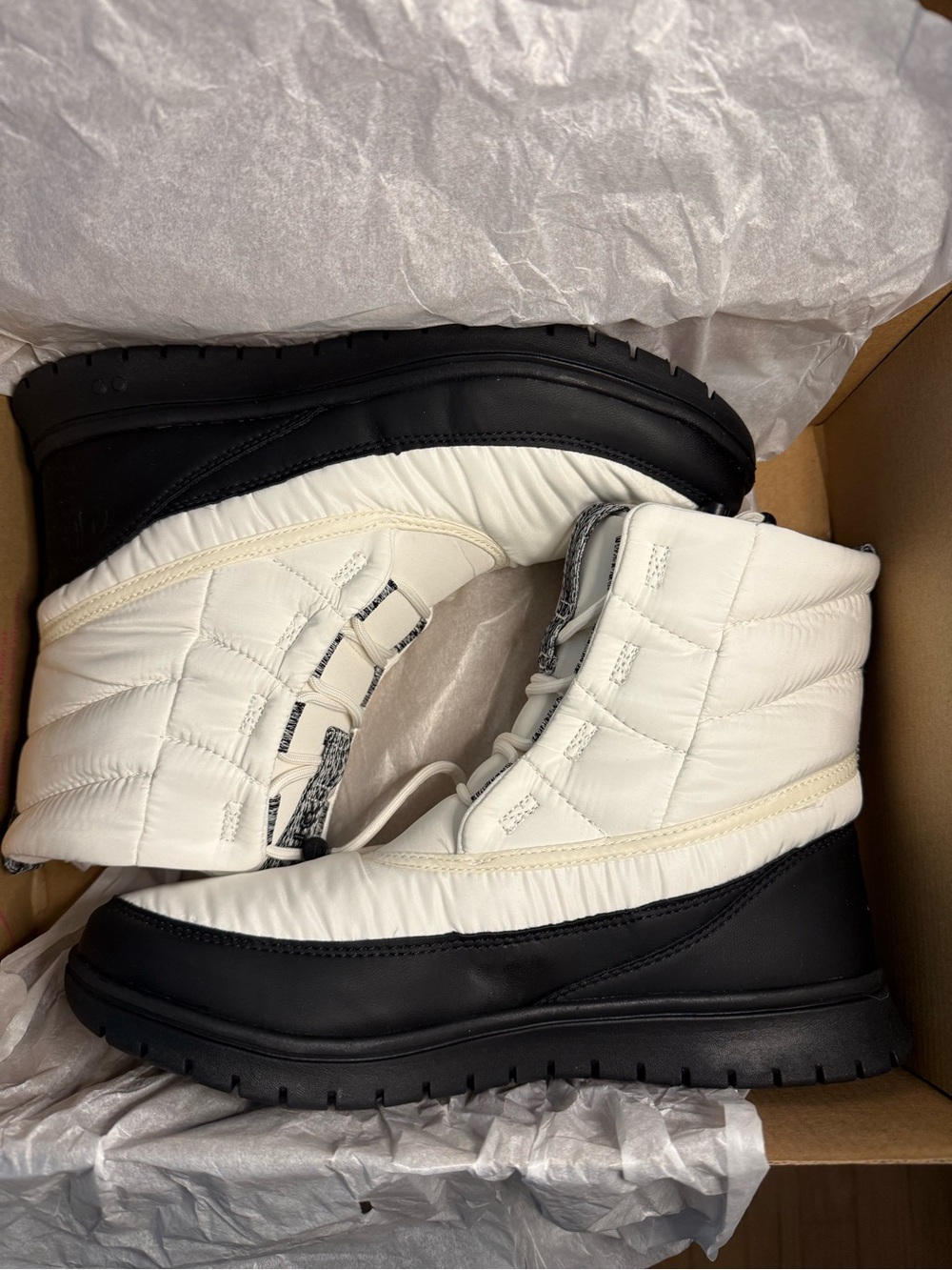 Ryka White Quilted Winter Boots with Black Sole